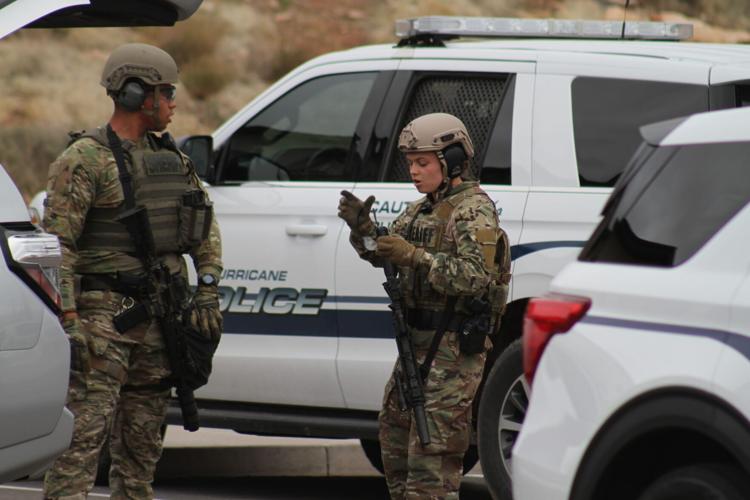 Suspect in custody after hourslong standoff in Washington City | Local ...