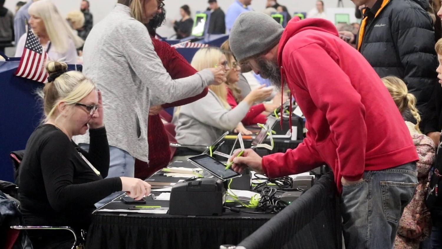 Utah Reps. Maloy, Owens ask federal court to block new court-ordered congressional map