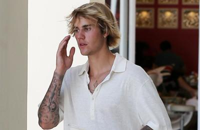 Justin Bieber gets face tattoo | Celebrities 