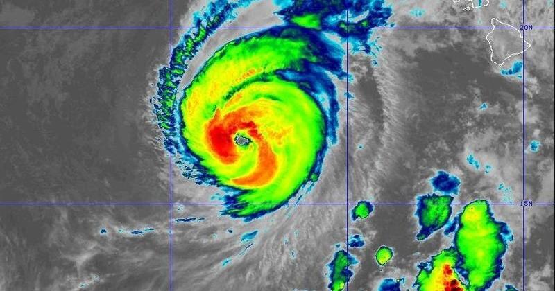 Downpours, rip currents and tornadoes: What Hurricane Lowell may bring
