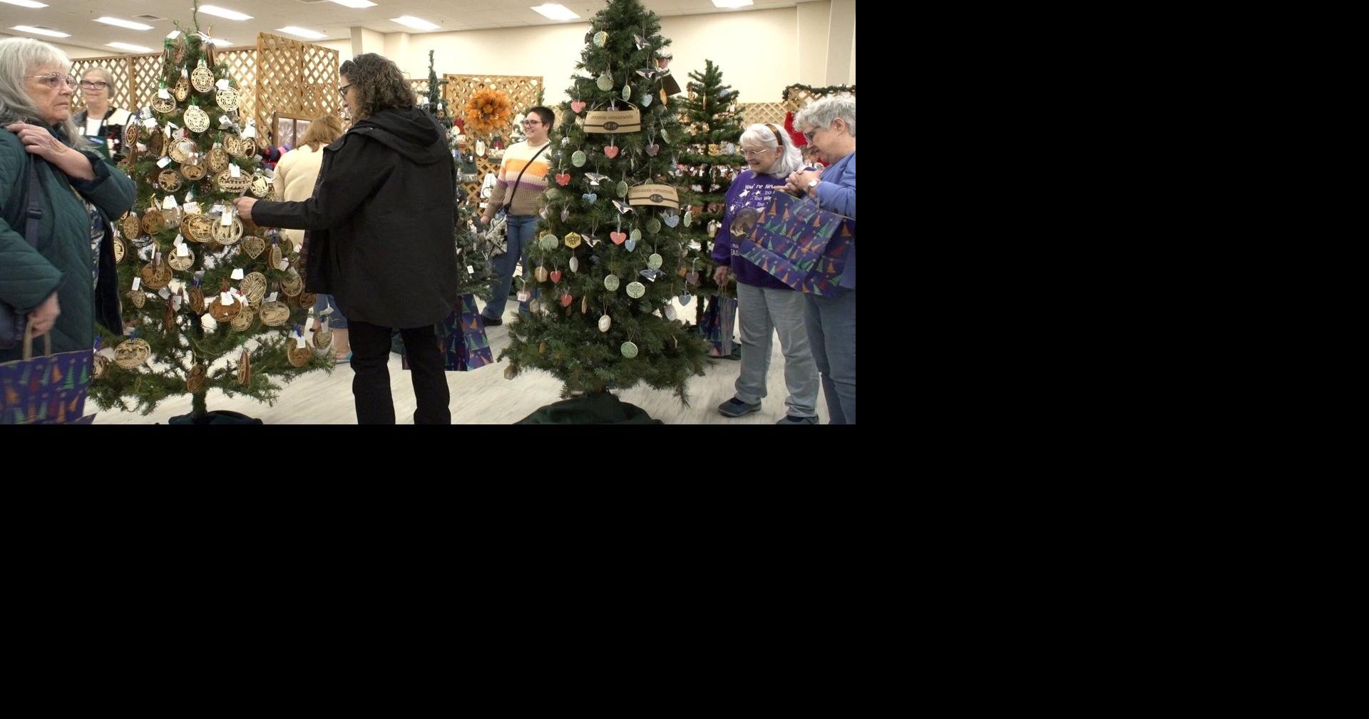 Snowflake Boutique has handmade goods for holiday shopping | Redmond ...