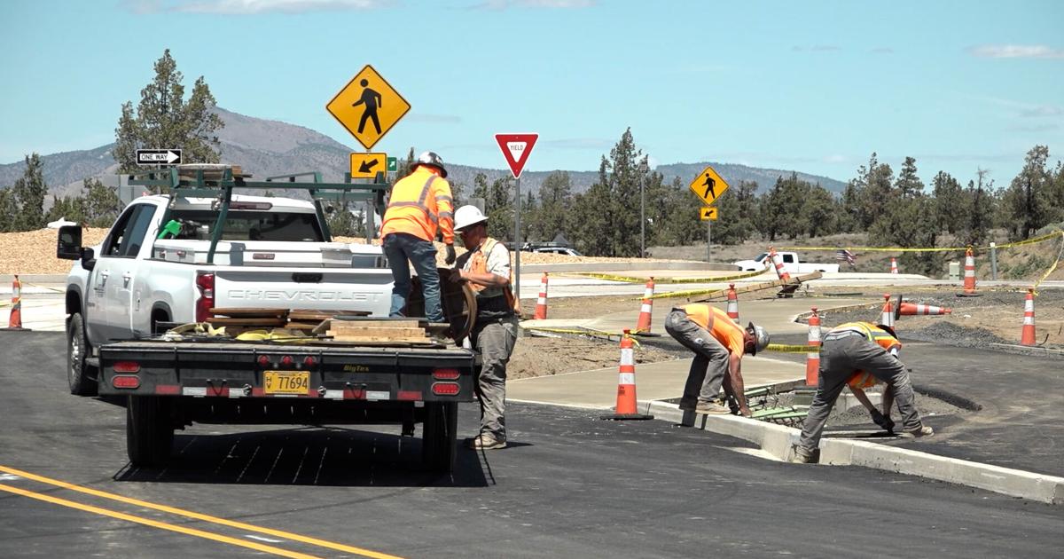 New roundabout near Redmond Airport opens Monday after weekend closure