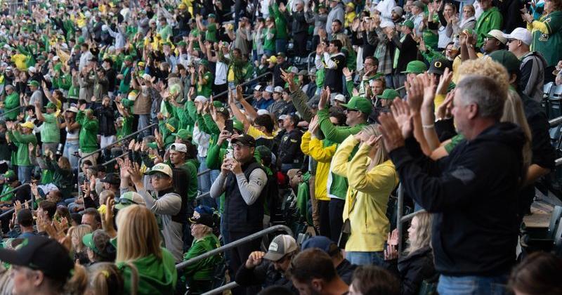 Oregon fan dance and sing to &ldquo;Shout&rdquo; during the seventh inning of the game against Washington State at the NCAA Eugene Regional Tournament at PK Park n Eugene May 30, 2026.