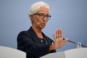 ECB Rate Outlook Puts French Bonds and Lagarde’s Future in Focus