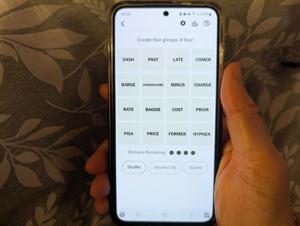 Central Oregon News Outlet Publishes ‘Connections’ Game Aids