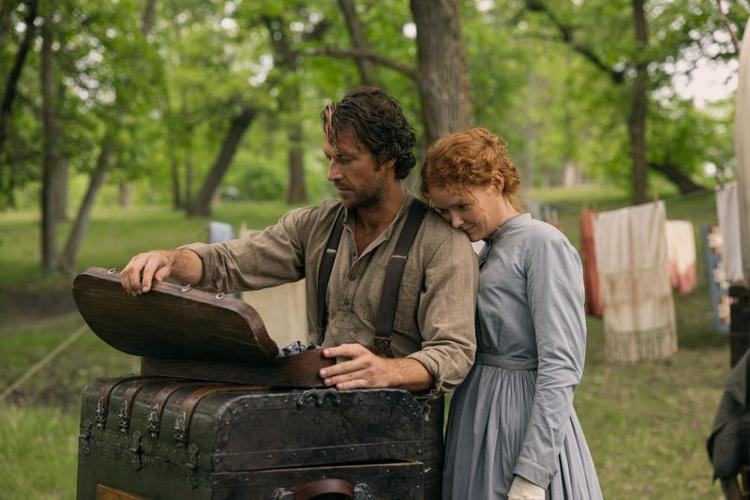 How 'Little House' star Luke Bracey stopped fearing driving, faking Pa's fiddling | Entertainment | centraloregondaily.com
