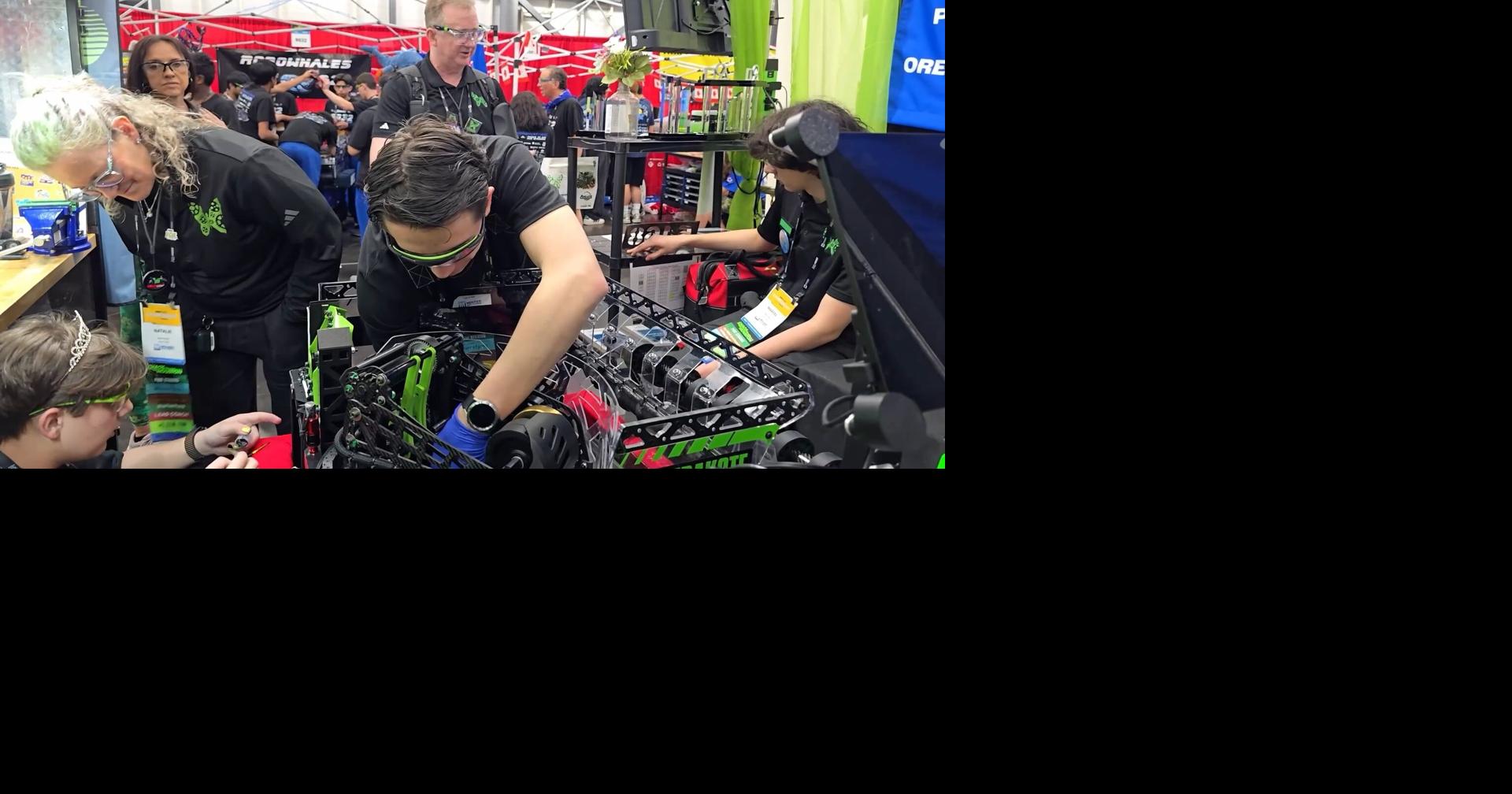 Summit HS robotics team reaches world championship semifinals