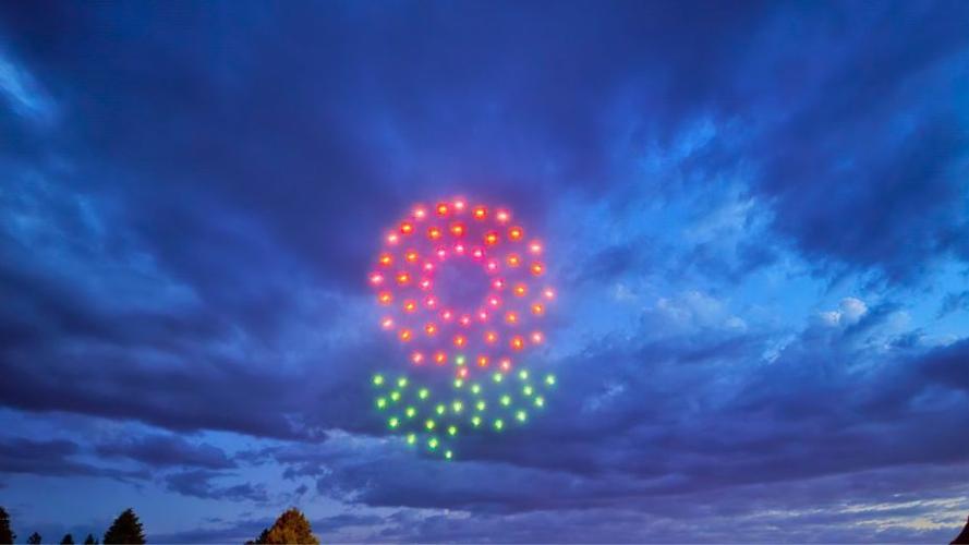 Video, photos from Sunriver drone 'Independence Illumination' light
