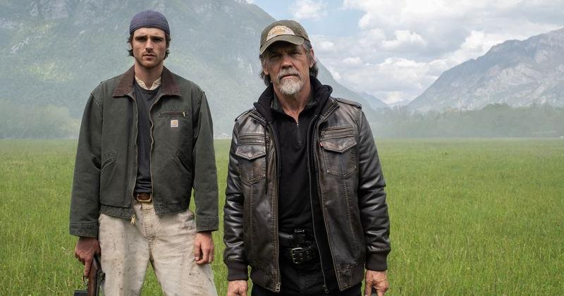 Photo: centraloregondaily.com Hig (Jacob Elordi, left) and Bangley (Josh Brolin) don