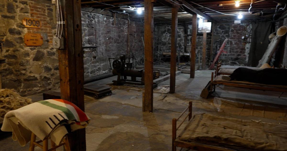 Pendleton Parlor Explore Pendleton’s tunnels: brothels, laundries, and more ...
