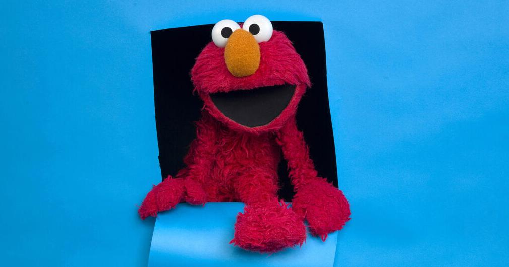 Read more'Don't make this a thing': Why Elmo had to make clear he's rooting for USA in World Cup
