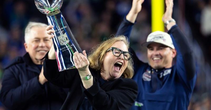 Seattle Seahawks sold for $9.6 billion. Who is new owner Vinod Khosla?