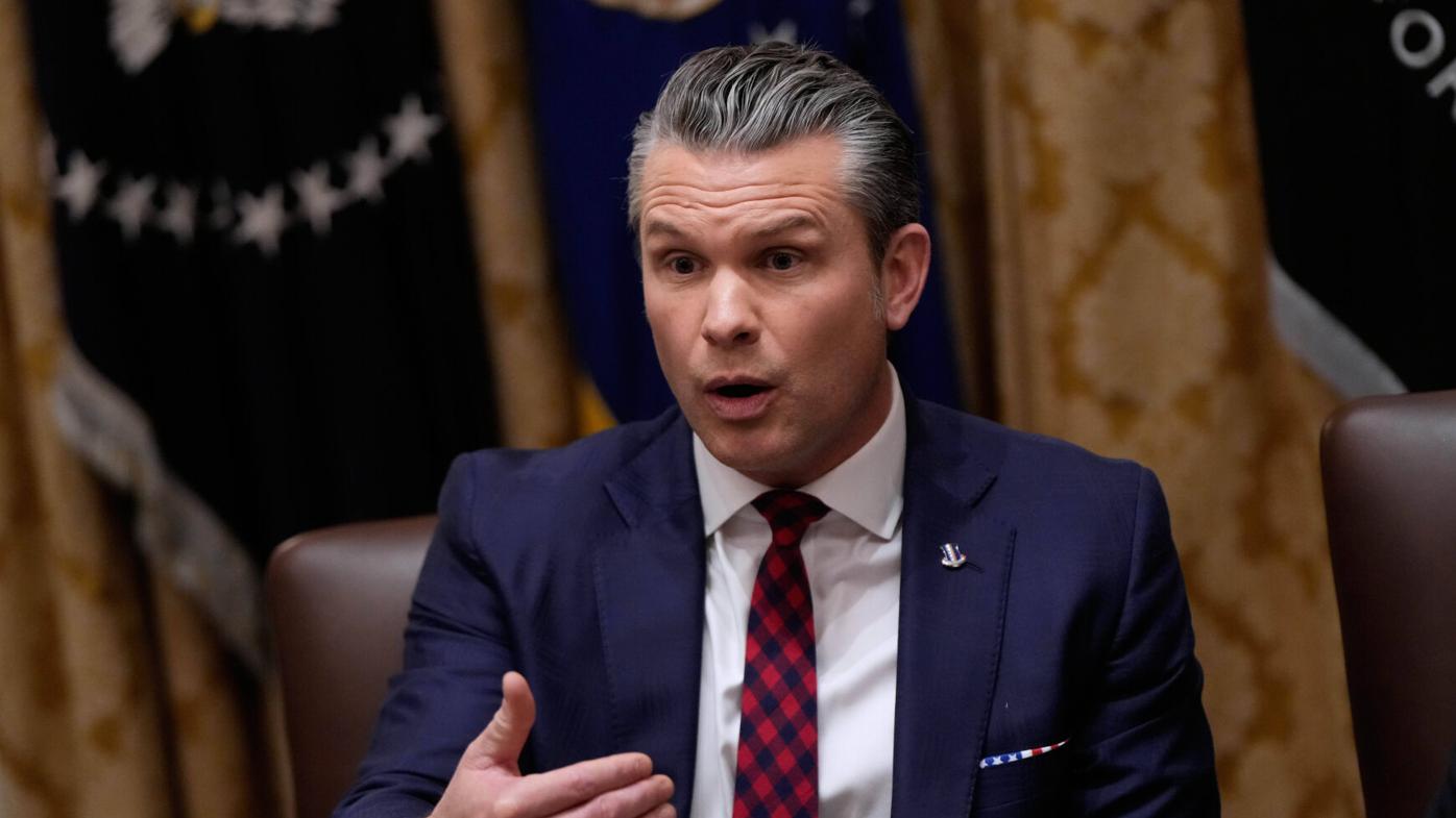 Hegseth cites 'fog of war' in defending follow-on strike on alleged drug boat | National/World | centraloregondaily.com