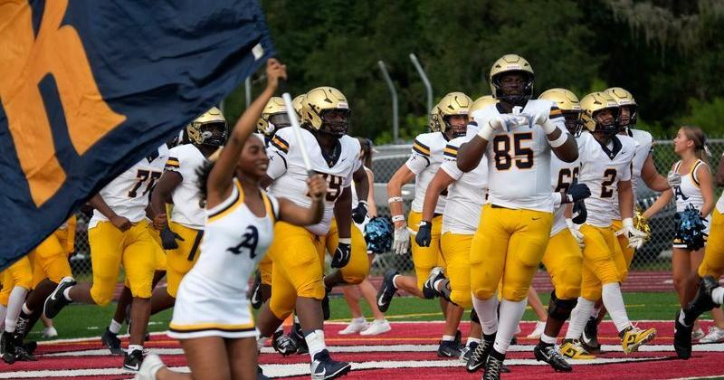 High school football schedule, score predictions for Games of the Week