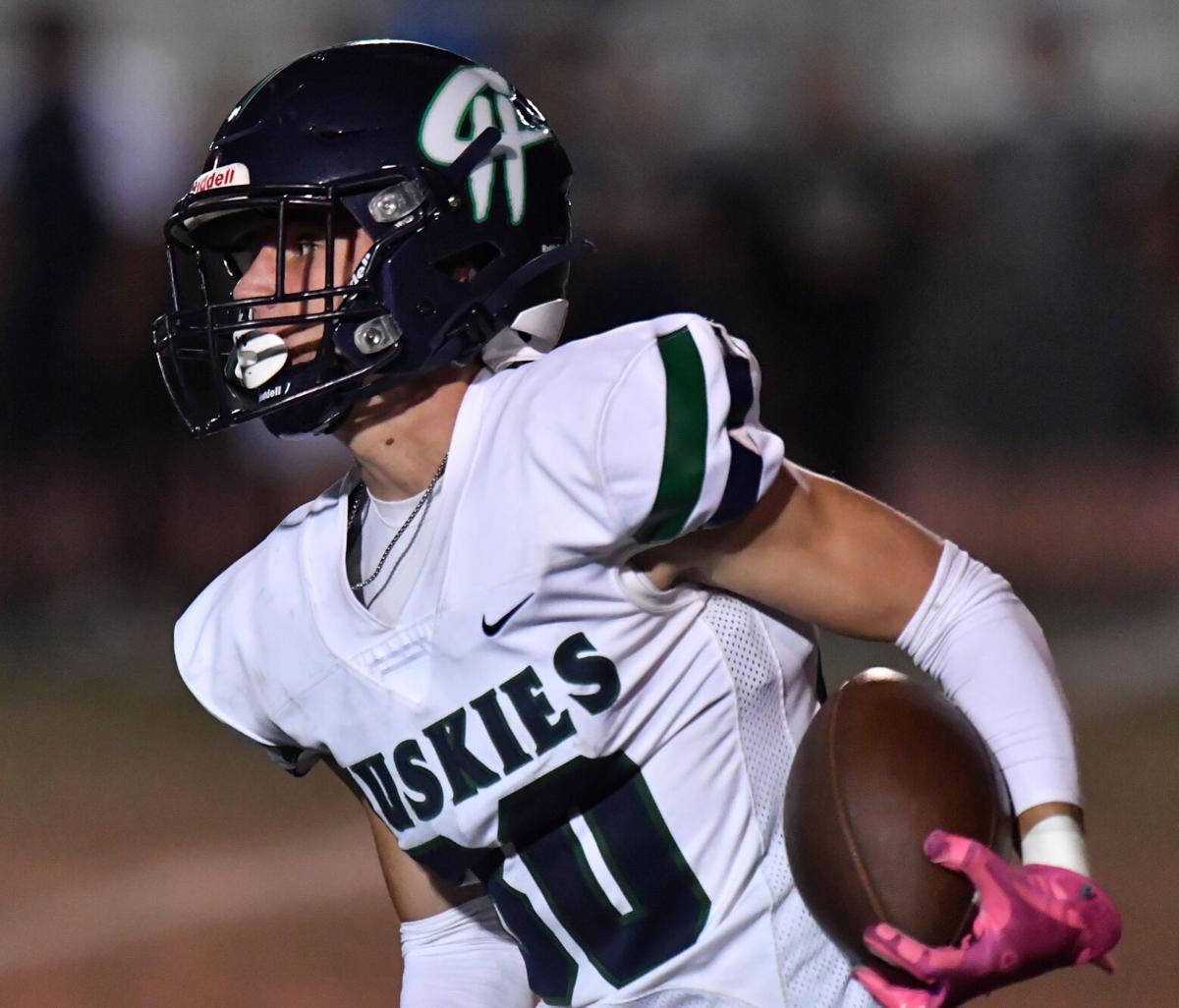 Chino Hills blanks Chino, 41-0, in first football meeting between the two schools since 2009