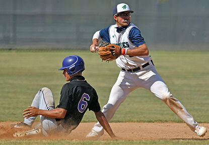 Huskies win school-record 10th straight game on 3-run walk off home for 8-5 win over Rancho Cucamonga