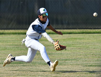 Huskies win school-record 10th straight game on 3-run walk off home for 8-5 win over Rancho Cucamonga