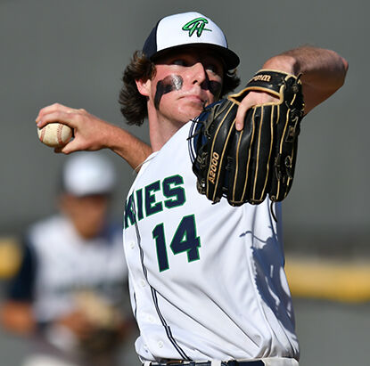 Huskies win school-record 10th straight game on 3-run walk off home for 8-5 win over Rancho Cucamonga