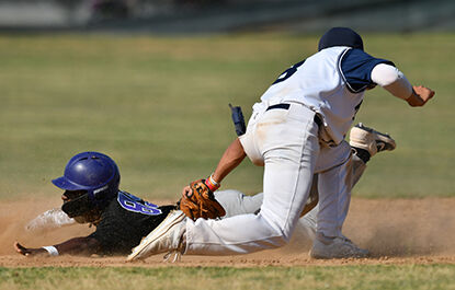 Huskies win school-record 10th straight game on 3-run walk off home for 8-5 win over Rancho Cucamonga