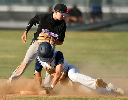 Huskies win school-record 10th straight game on 3-run walk off home for 8-5 win over Rancho Cucamonga