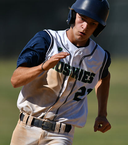 Huskies win school-record 10th straight game on 3-run walk off home for 8-5 win over Rancho Cucamonga