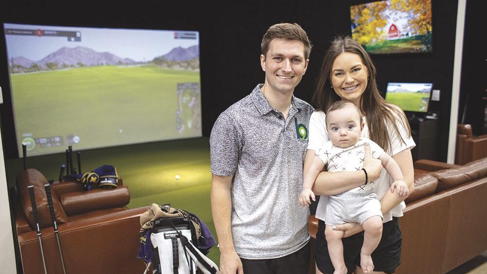 Indoor golfing venue opens to Chandler