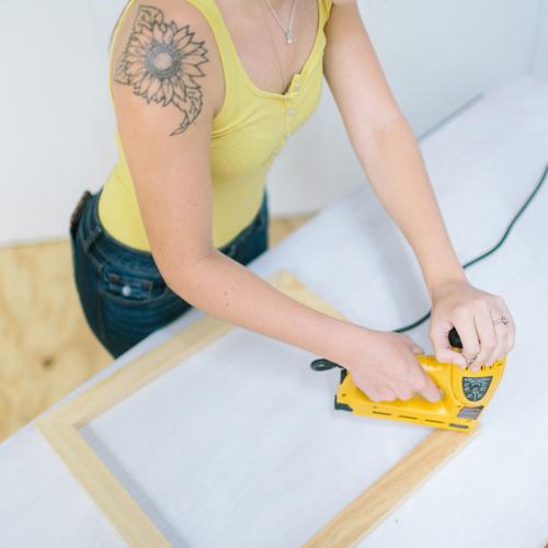 DIY Canvas Stretcher Features
