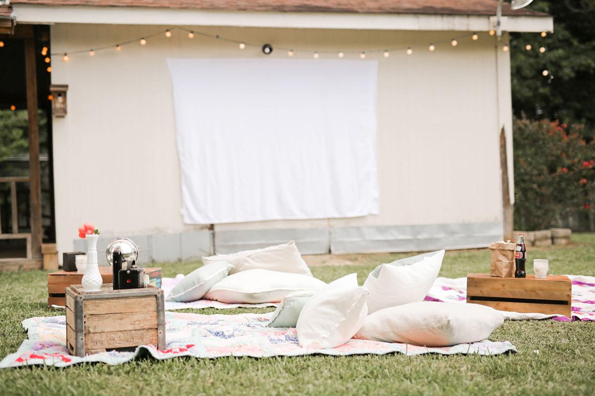 Backyard Movie Night Charmeasttexascom