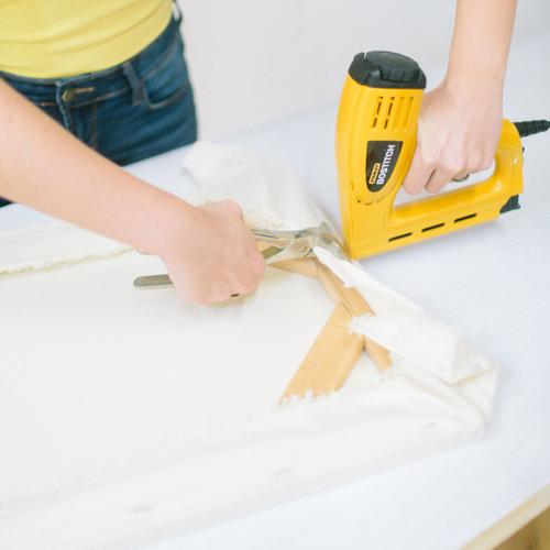 DIY Canvas Stretcher Features