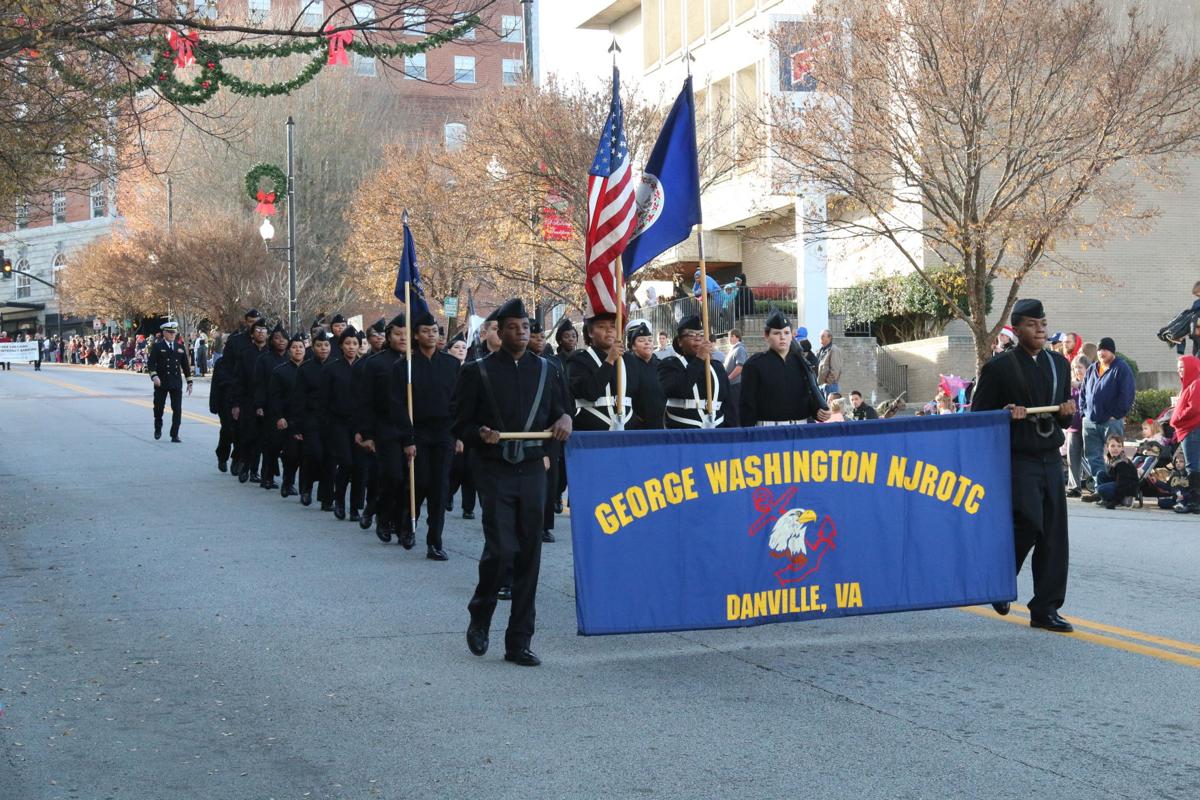 Danville Ky Christmas Parade 2022 PHOTOS Danville Christmas Parade Gallery