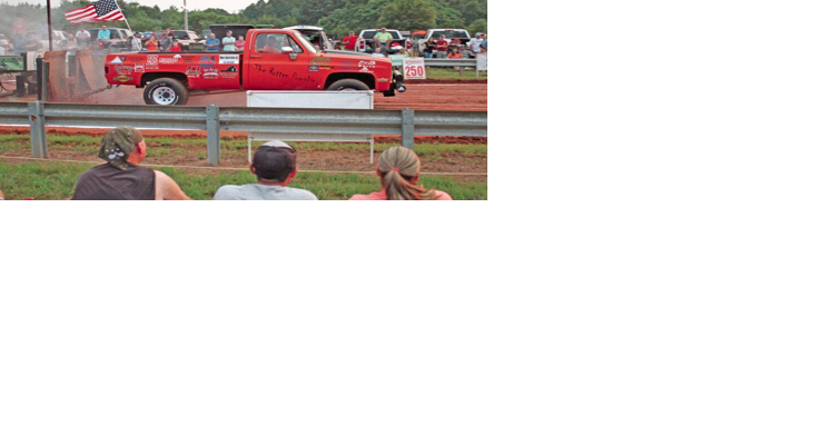Tractor lovers love the Java Truck 'n'Tractor pull - Vimarsana News
