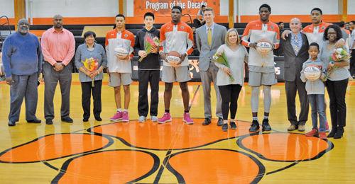 Seniors Honored In Tigers Finale Sports Chathamstartribune Com
