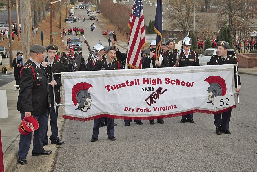 Danville Christmas Parade 2022 Danville Christmas Parade | News | Chathamstartribune.com