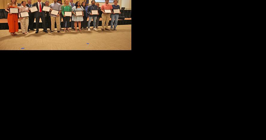 School Board celebrates student achievement - Vimarsana News