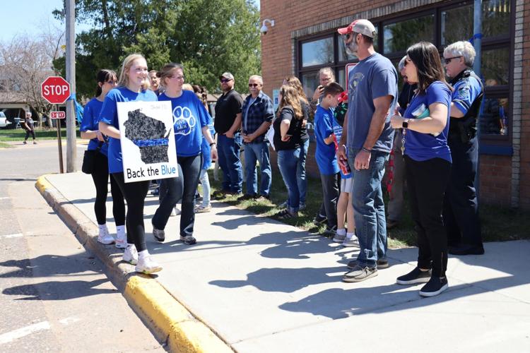 ChetekWeyerhaeuser Middle School/High School students tackle community