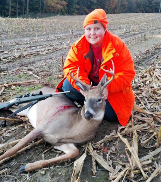 Wisconsin S 2016 Youth Deer Hunt Proves Successful For Local Hunters Sports Chetekalert Com