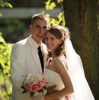 Larson - Robinson | Weddings | chetekalert.com