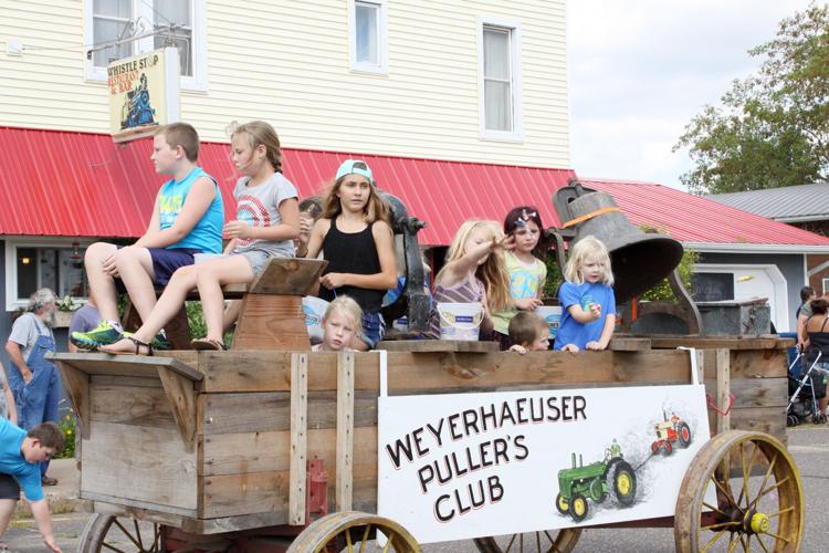 Weyerhaeuser Booster Days photos Free News
