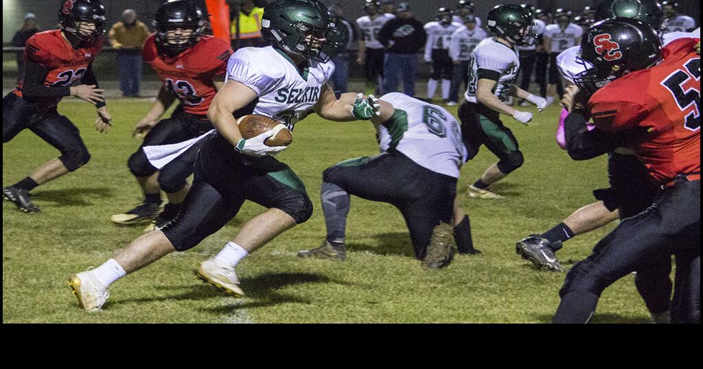 1B FOOTBALL Selkirk improves to 51 on year Archives