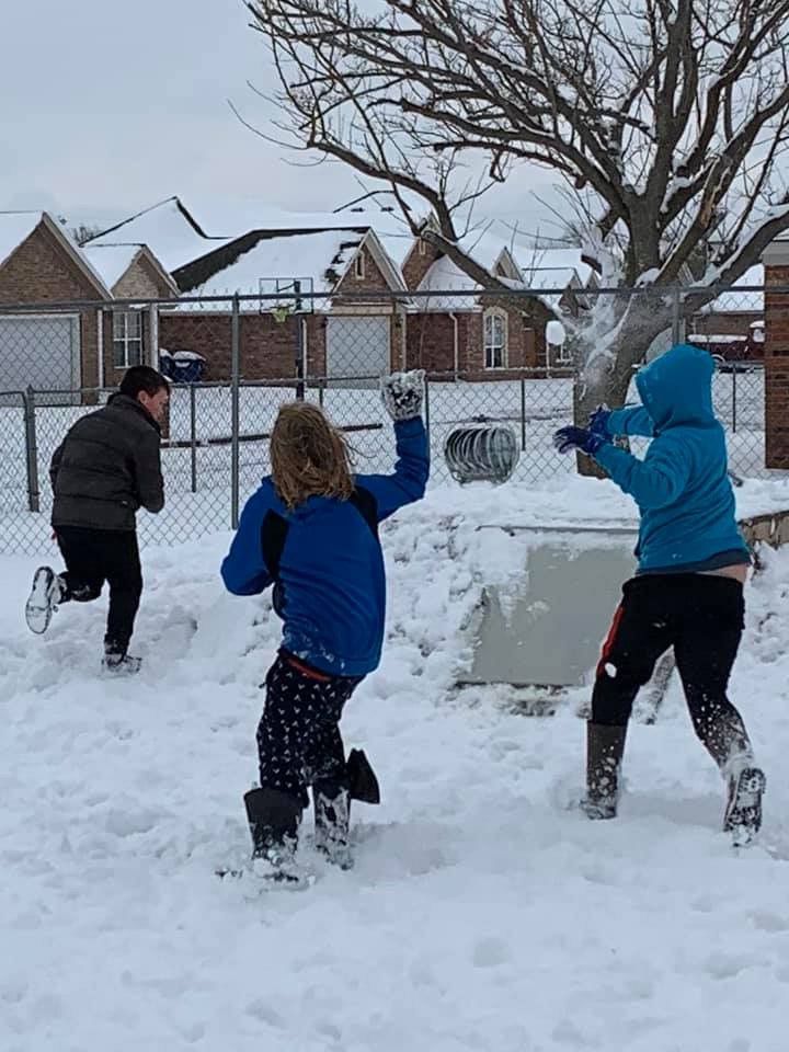 Snowball fight!