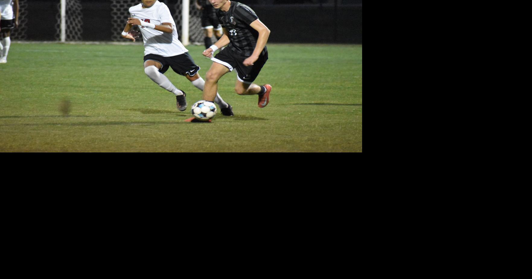 Last-minute goal stuns Chickasha boys soccer in 3-2 loss to Ardmore