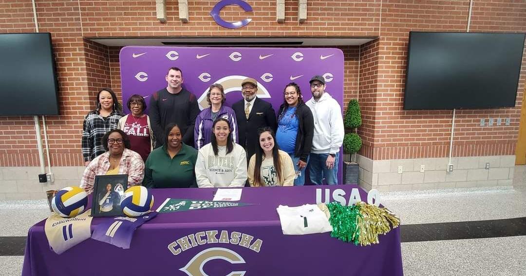 Brown-Adams inks with Science & Arts | Sports | chickashanews.com