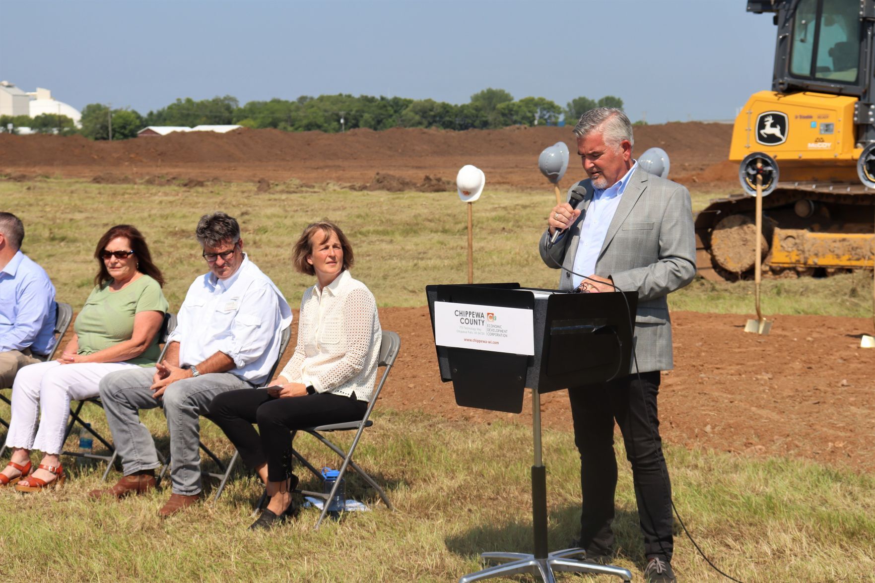 Mason Companies breaks ground on 425 000 square foot fulfillment