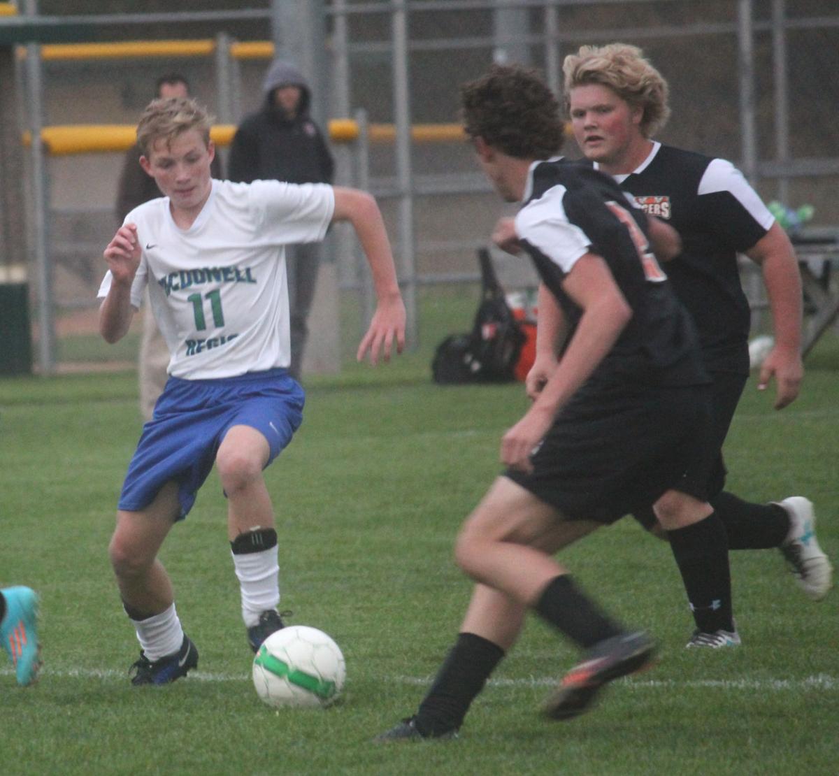 McDonell/Regis vs Black River Falls boys soccer 10-10-17