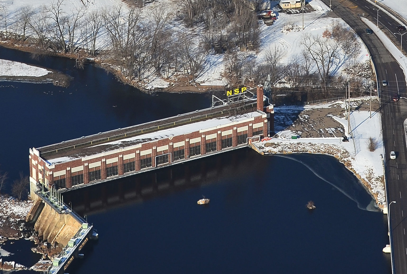 Xcel Energy to relight NSP sign on Chippewa Falls hydro plant