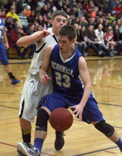 Boys Basketball Playoff Pairings Announced: McDonell, Cadott, Bloomer ...