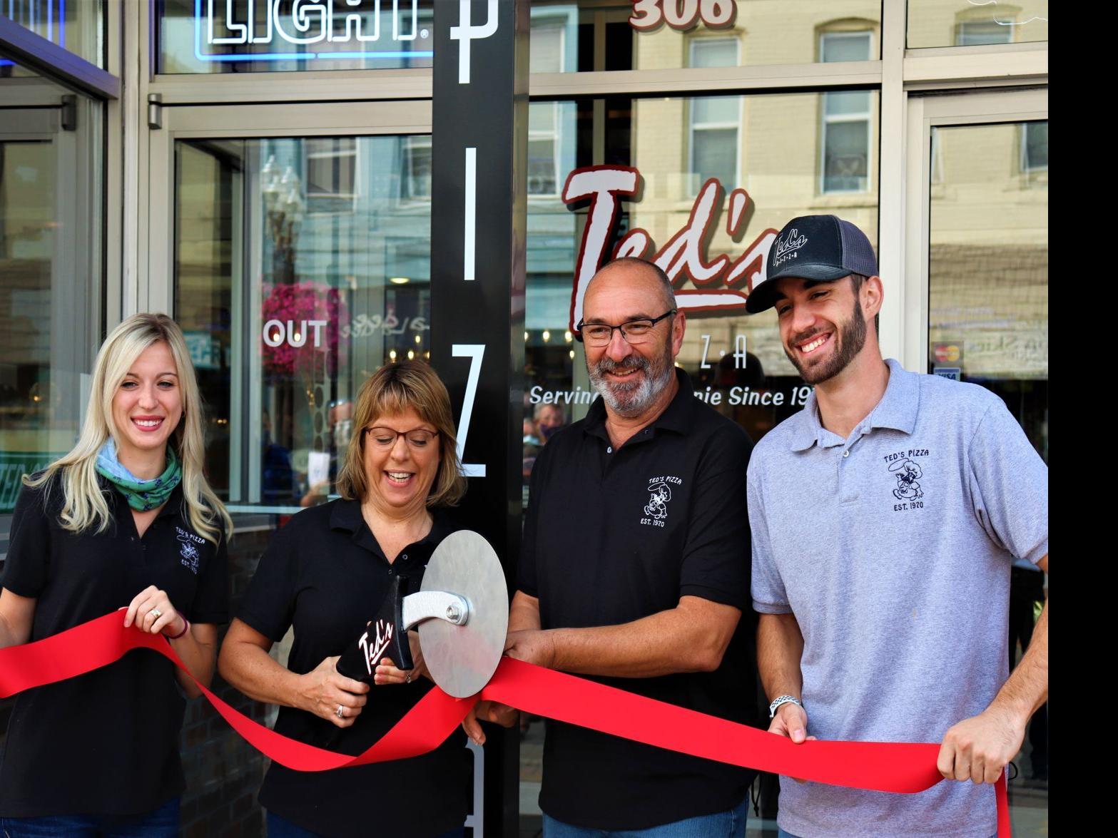 Ted S Pizza Palace In Menomonie Unveils Makeover Celebrates 50th Anniversary Local News Chippewa Com Only the coolest city in western wi. ted s pizza palace in menomonie unveils