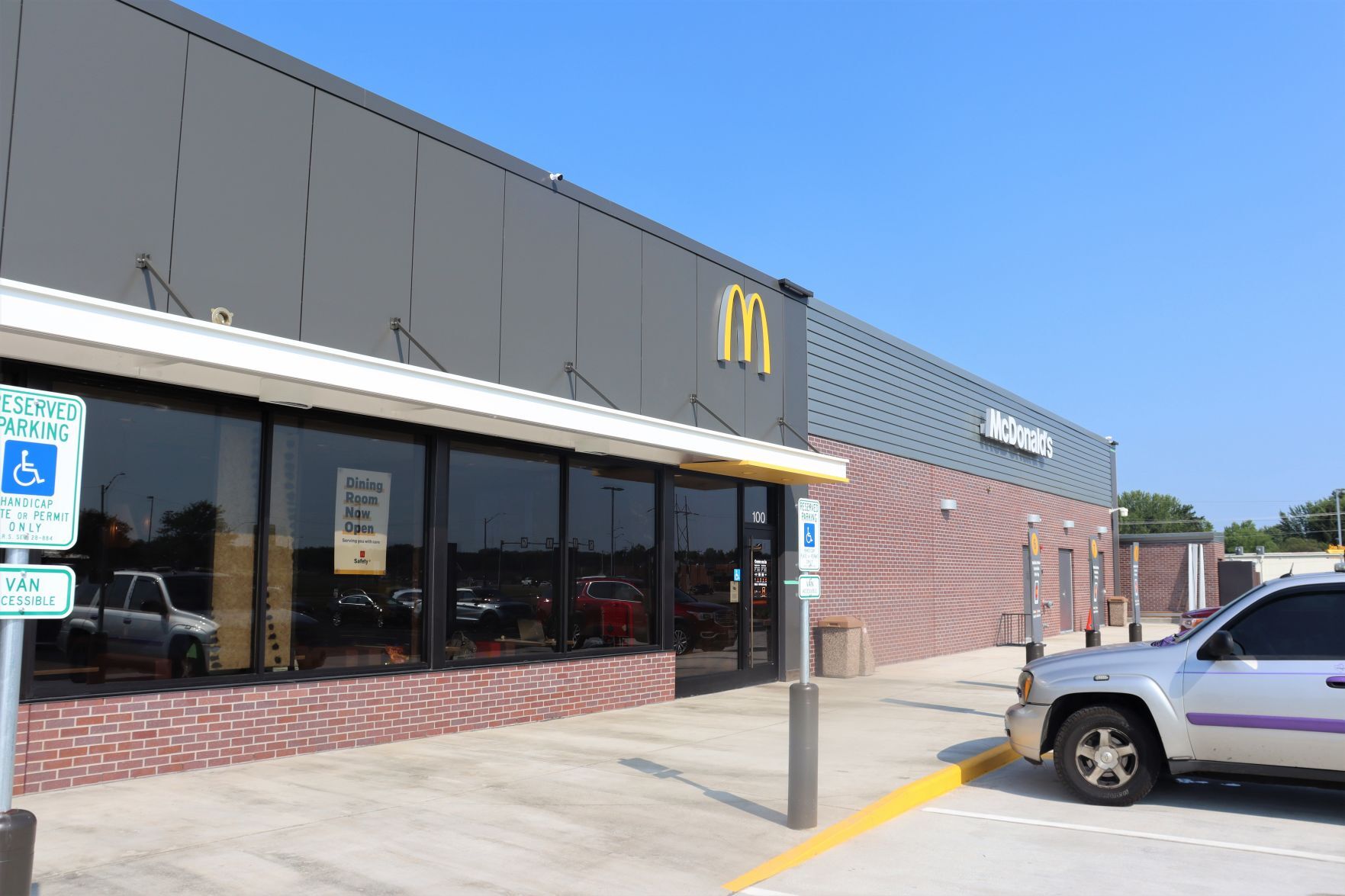 Chippewa Falls McDonald s reopens following complete rebuild remodel