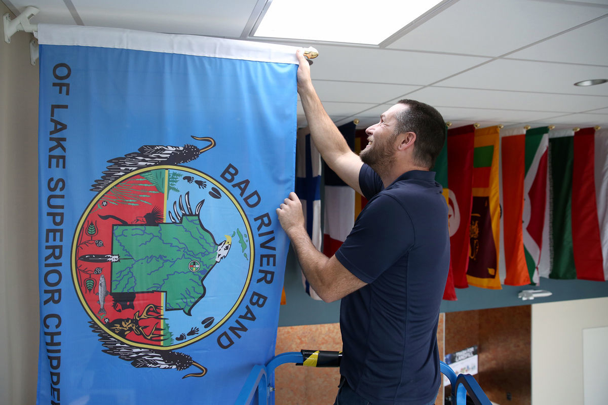 Wisconsin sovereign tribal flags to be installed at student center