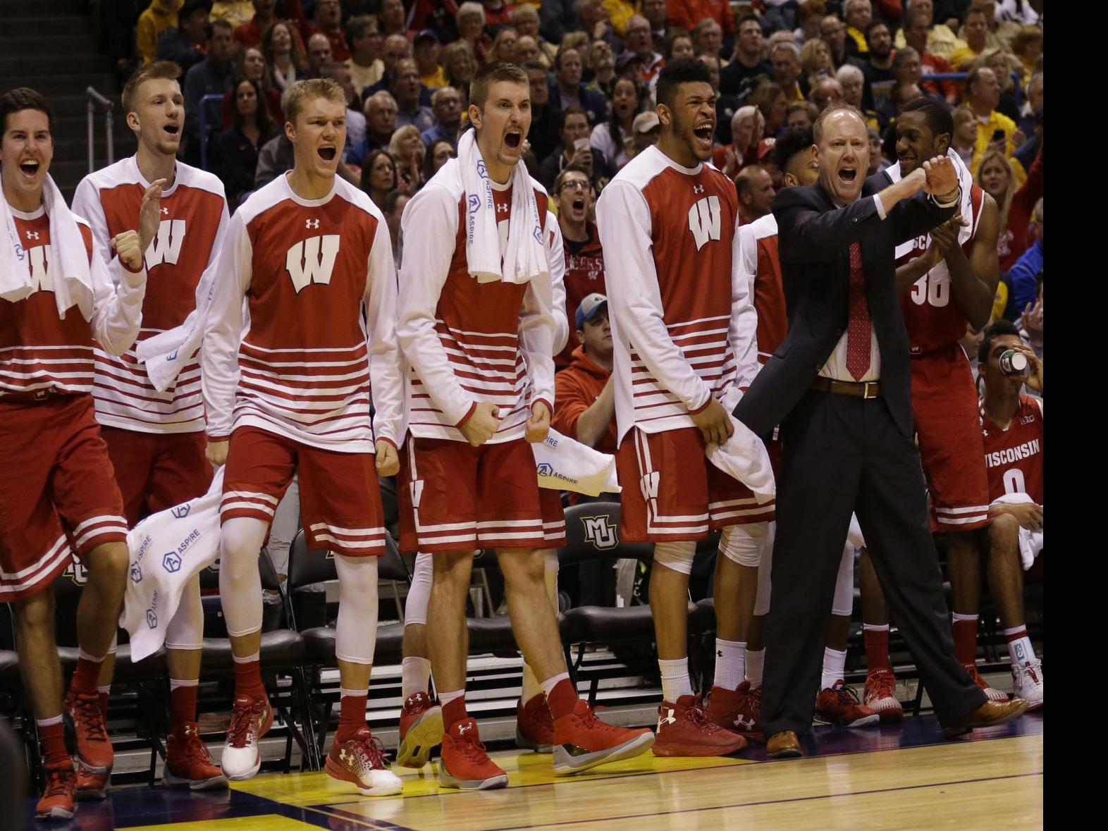 Badgers Men S Basketball Live Blog From Wisconsin Vs Uw Green